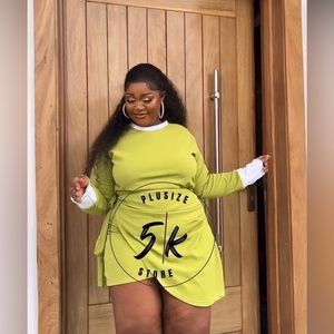 2 piece lime green set